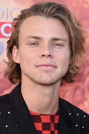 Ashton Irwin