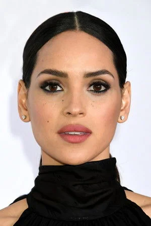 Adria Arjona