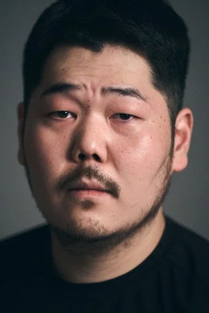 김윤섭